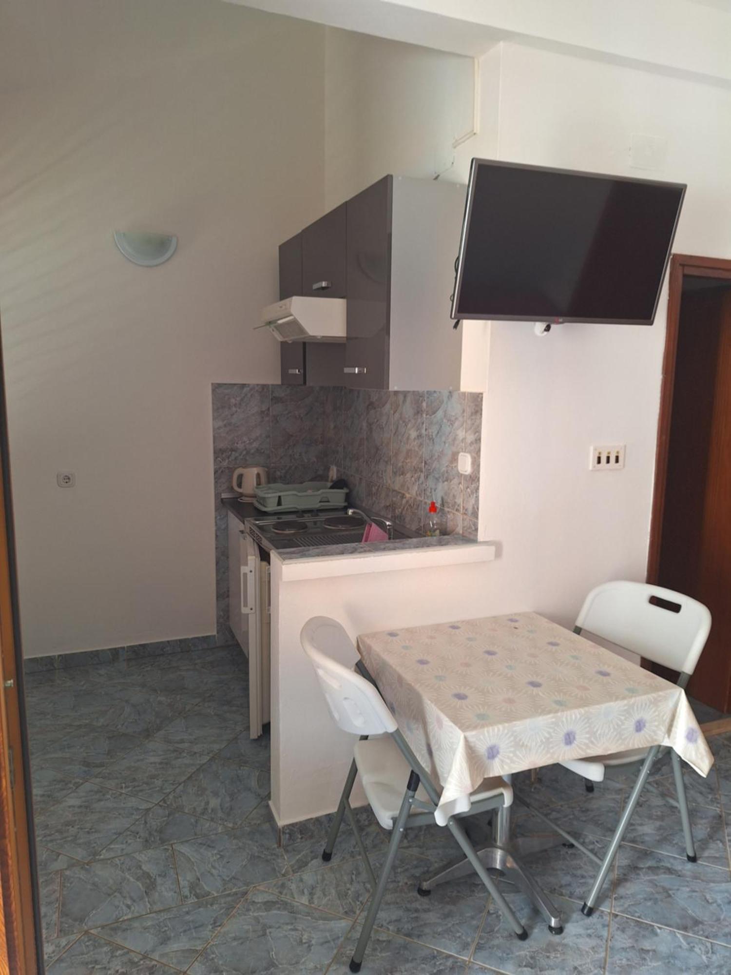 Apartmani Vesna สตารีกราด-ปาเคลนีซา ภายนอก รูปภาพ